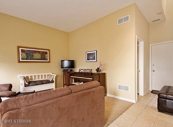 4th image of 7511 Brown Ave APT J