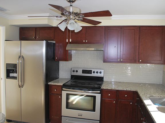 5th image of 3734 Prado Dr