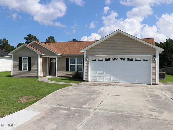 3rd image of 218 Cherry Blossom Dr