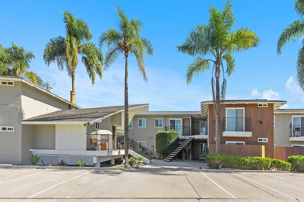 1 bed, $2,195 — Photo 1
