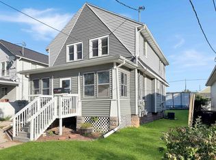 522 1st St, Menasha, WI 54952