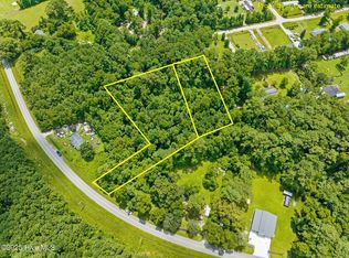 835 Tuttles Grove Rd, Beaufort, NC 28516