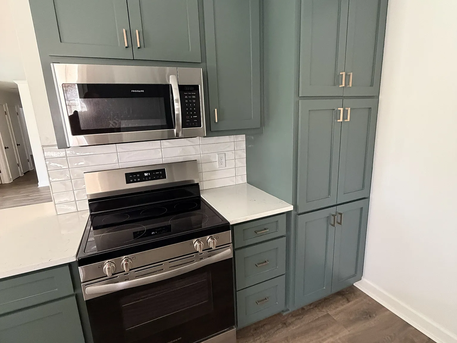 3 bed, 1758 sqft, $1,600 — Photo 2