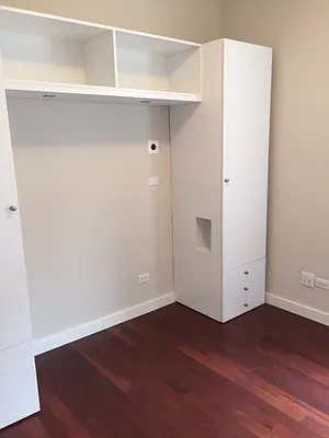 Rented by Mann Maurice A | media 22