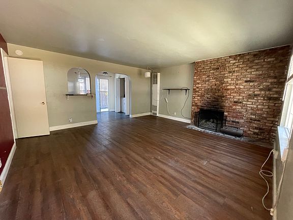 5th image of 696 San Francisco Ave #B