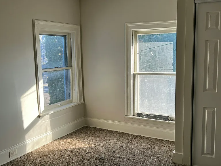 111 W Ash St #2 — Photo 2