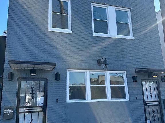 2nd image of 539 Perry St