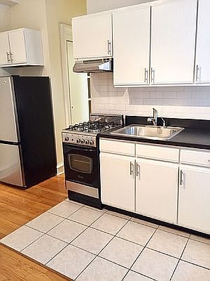 3rd image of 350 W 55th St APT 6L