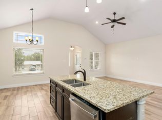 1090 Indian Holw #A, Spring Branch, TX 78070