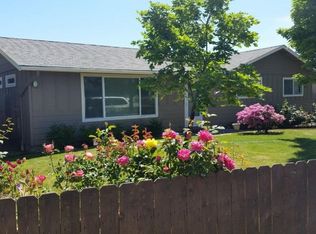 4130 Bartlett Dr, Hood River, OR 97031