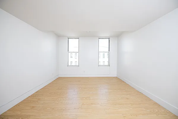 Rented by Oxford Property Group | media 18