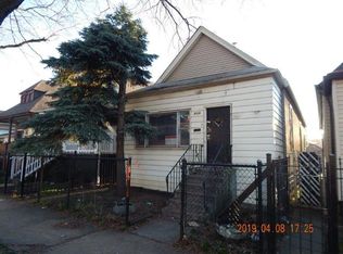 9226 S Harper Ave, Chicago, IL 60619