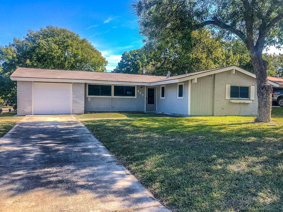 1st image of 834 Boulder Dr