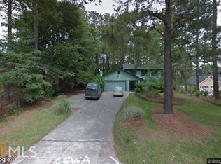6694 Walker Rd, Riverdale, GA 30296