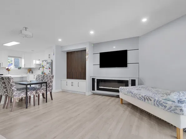 6657 138th St #77, Surrey, BC V3W 5G7