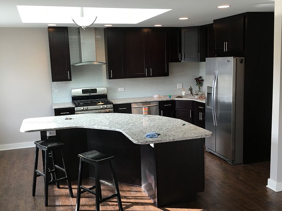 1st image of 1236 Tyburn Dr