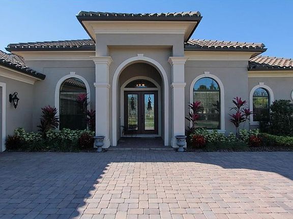 2nd image of 17312 San Aringo Pl