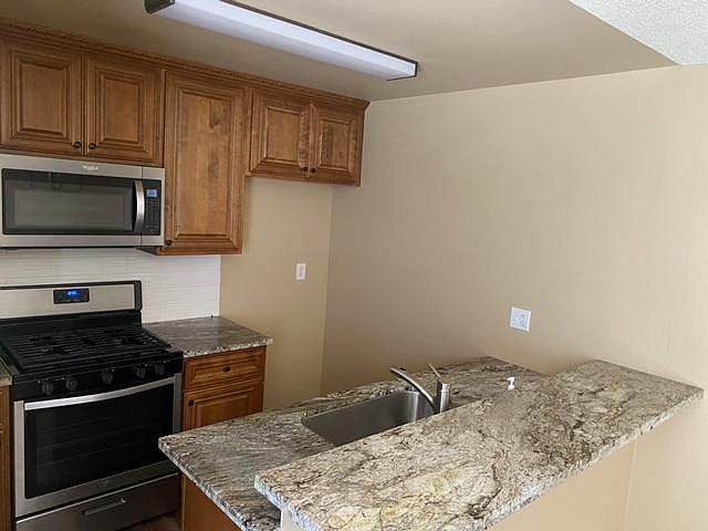 1st image of 3663 Park Dr APT 1
