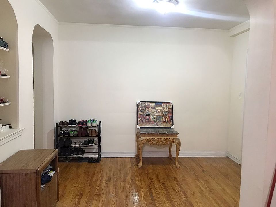 1st image of 10615 Queens Blvd APT 1B