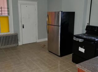 121 Downing St APT 2, Yonkers, NY 10705