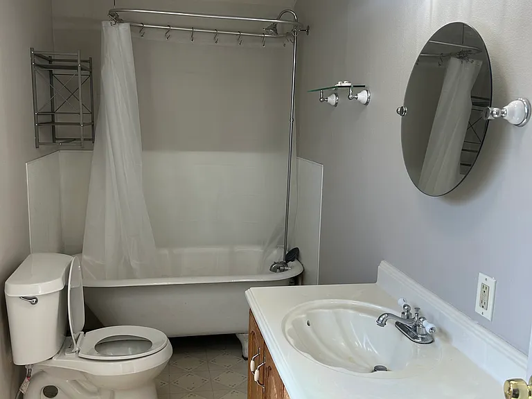 Primary Bedroom Ensuite