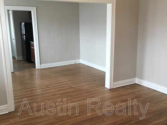 3rd image of 2518 Circle Dr