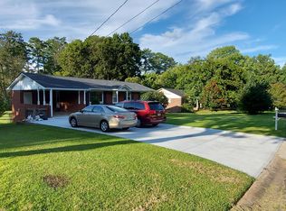 162 Edgewood Dr, Marietta, GA 30066