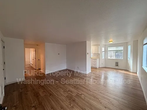 1706 E 56th St #2 Photo 1
