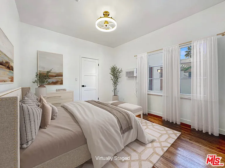 5932 Willoughby Ave #5932 — Photo 3