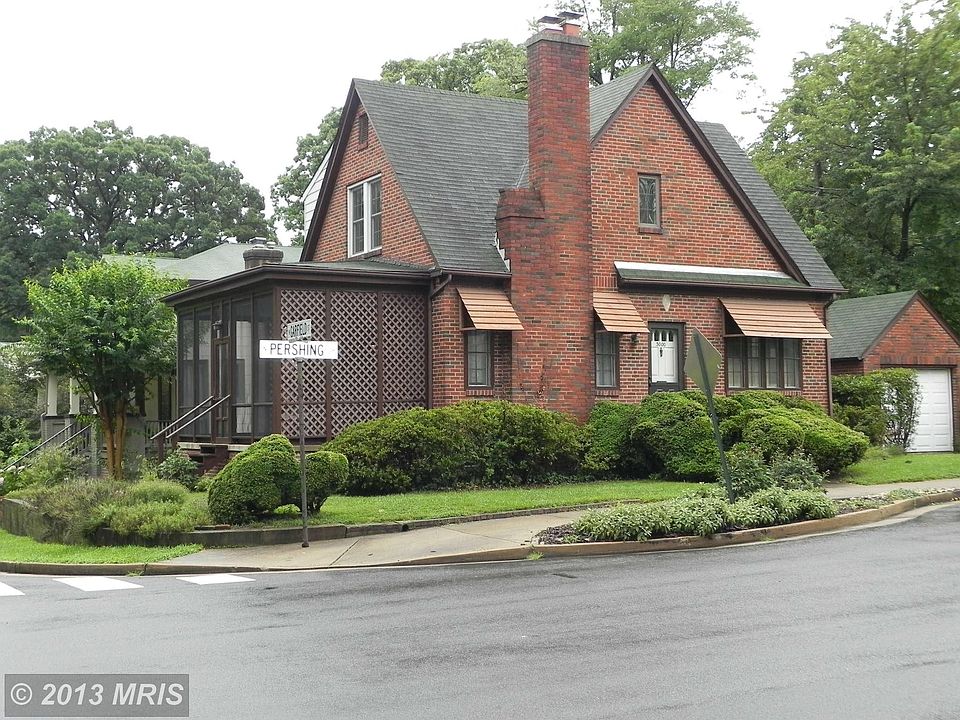 1st image of 3000 N Pershing Dr