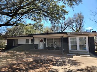 6200 Kentwood Pl, Fort Worth, TX 76112