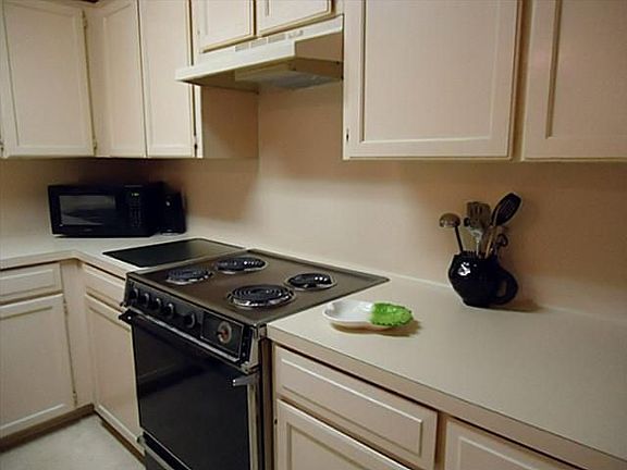 WELL PLANNED KITCHEN WITH BUILTINS