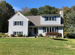 15 Brady St, Warren, RI 02885
