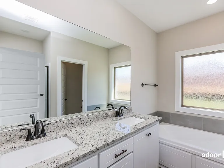 137 Shelby Mae Cir — Photo 7