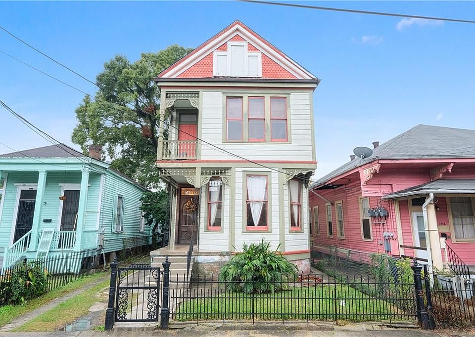 1st image of 2236 Baronne St