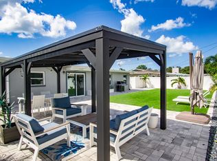 13901 Meares Dr, Largo, FL 33774