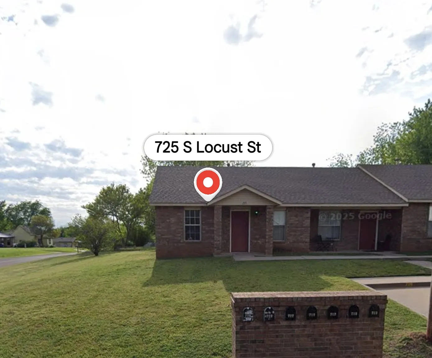 2 bed, $965 — Photo 1