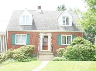 118 Hilglor Dr, Pittsburgh, PA 15209