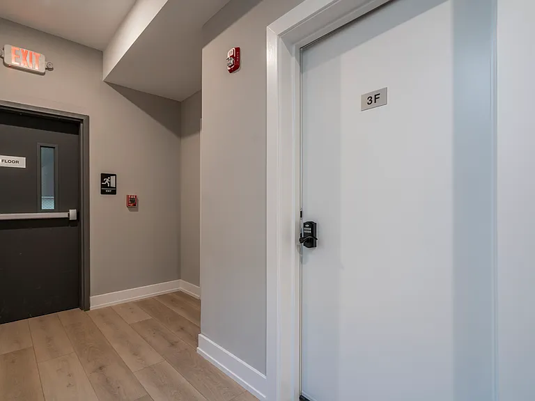 2401 Washington Ave — Photo 14