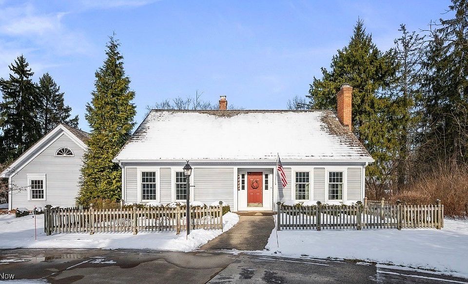 1st image of 213 E Streetsboro St