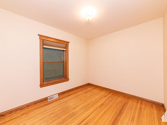 5th image of 5838 N Kenmore Ave #1F