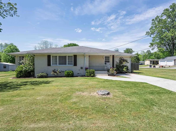 1554 Hall Ave, Gardendale, AL 35071