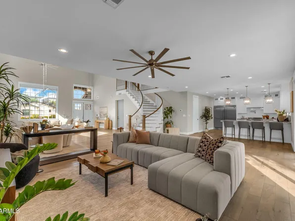 3913 E DEVONSHIRE Avenue, Phoenix, AZ 85018
