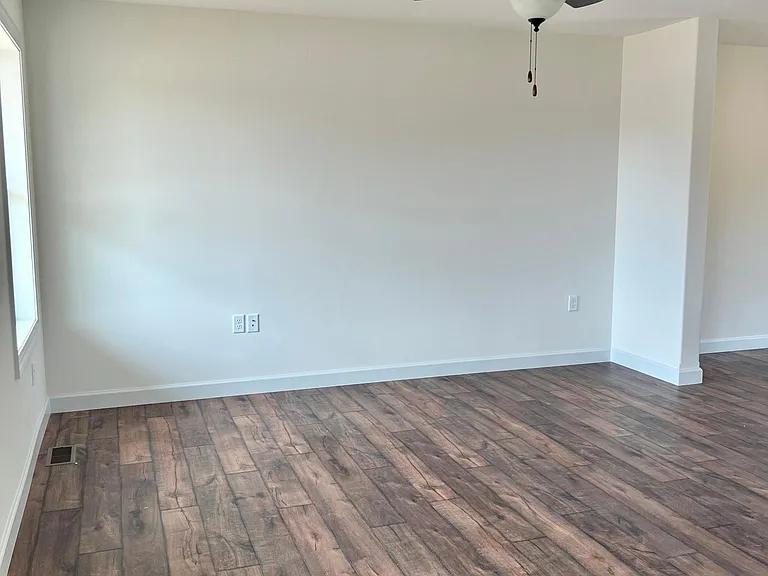 222 Woodridge Dr — Photo 6