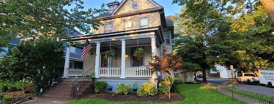 1st image of 161 Broad St