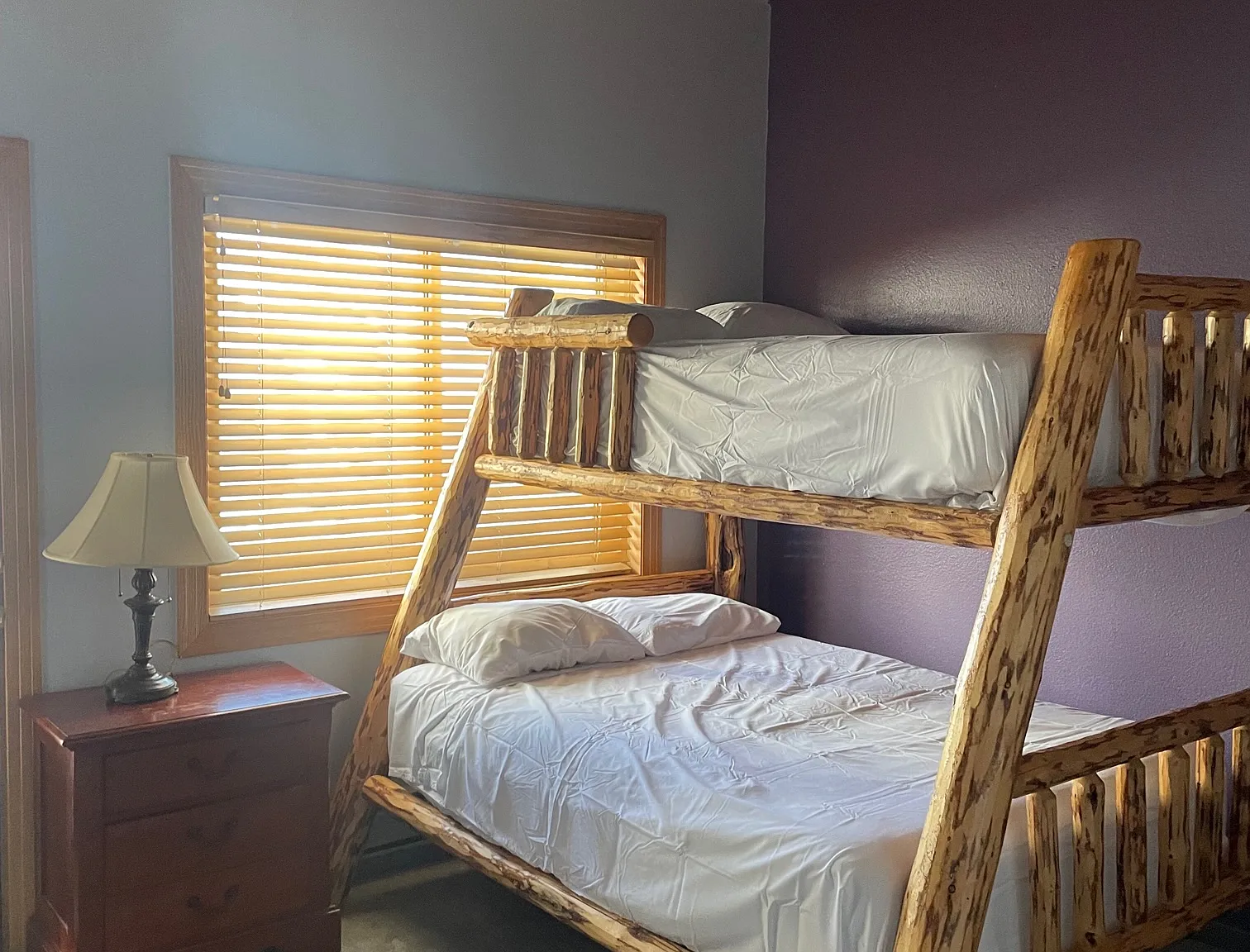 3 bed, 1330 sqft, $4,800 — Photo 4