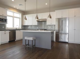 201 E Main St UNIT 404, Port Washington, WI 53074