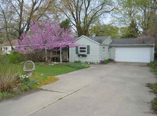 10921 McKinley Hwy, Osceola, IN 46561