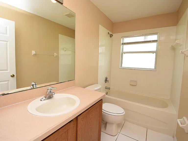 5 Rambling Ln — Photo 6