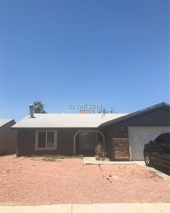 2nd image of 832 Dusk Dr